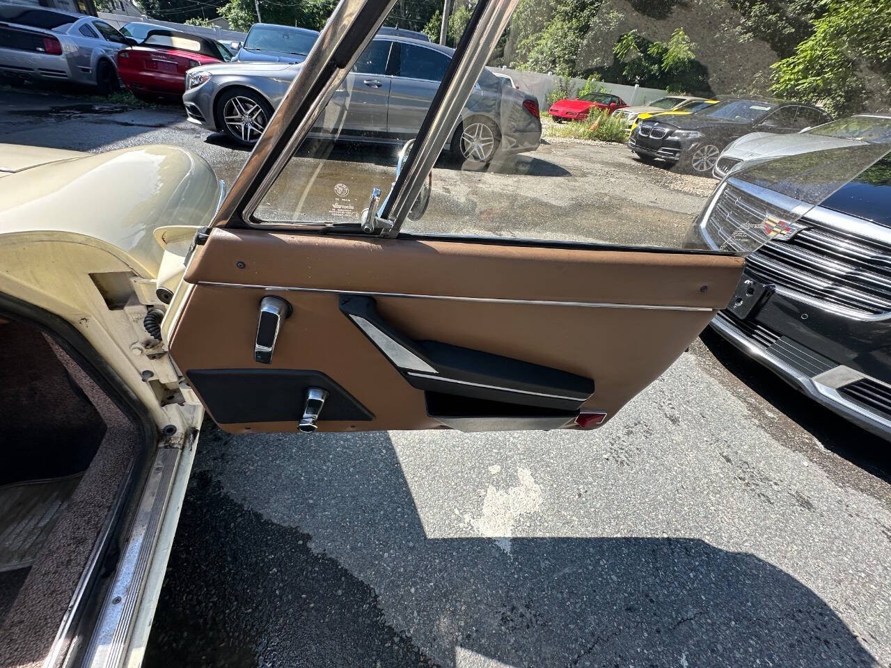 Alfa-Romeo-Spider-1982-Convertible-17
