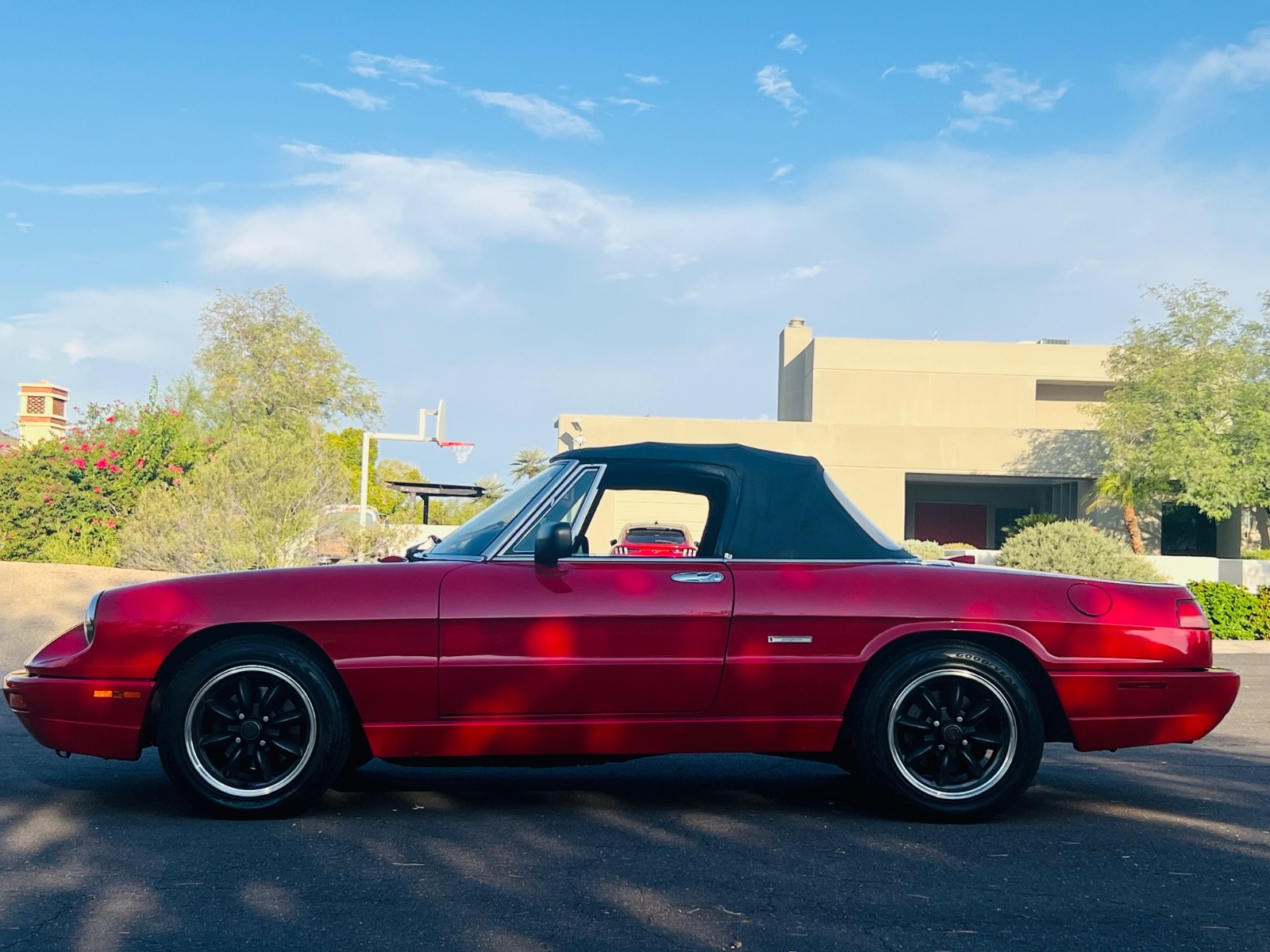 Alfa-Romeo-Spider-1991-Convertible-13