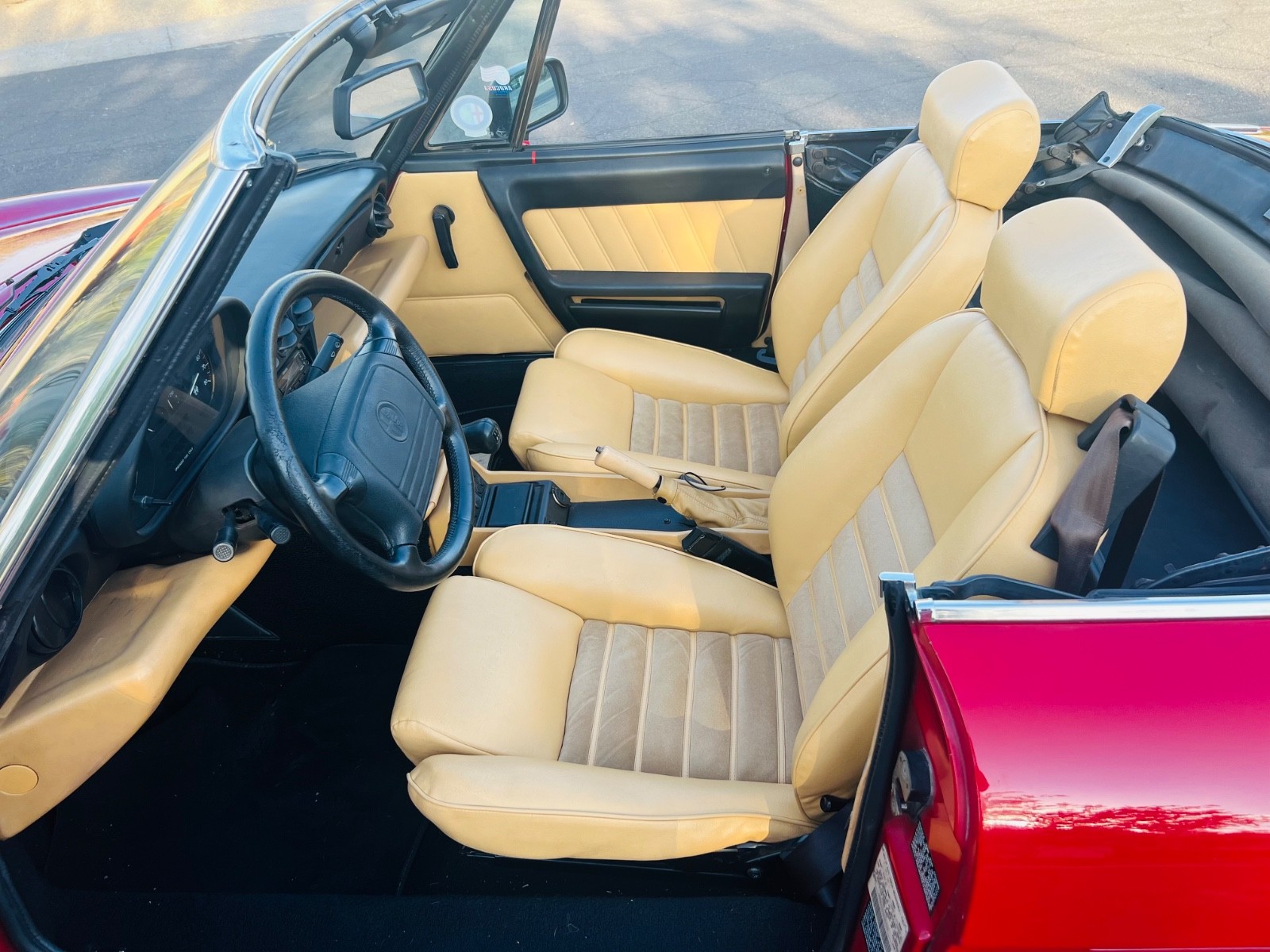 Alfa-Romeo-Spider-1991-Convertible-18