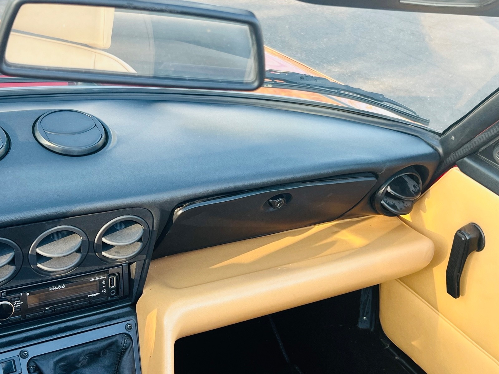 Alfa-Romeo-Spider-1991-Convertible-23