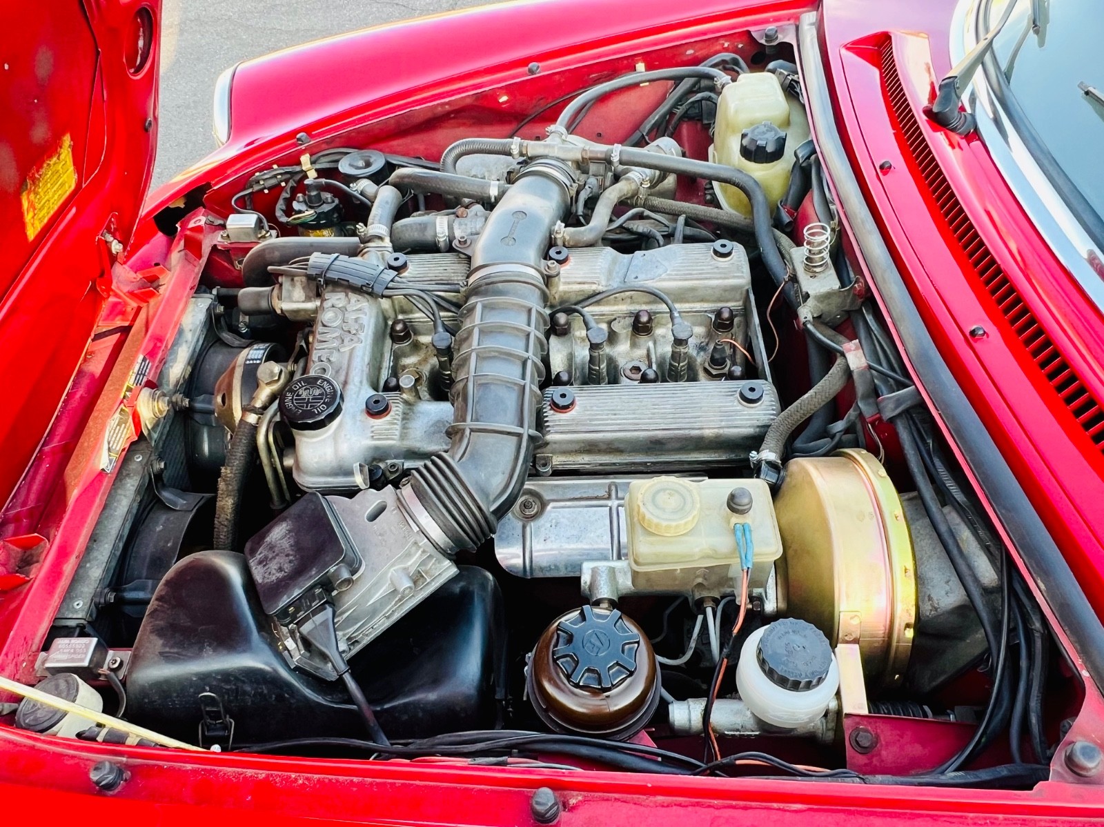 Alfa-Romeo-Spider-1991-Convertible-24
