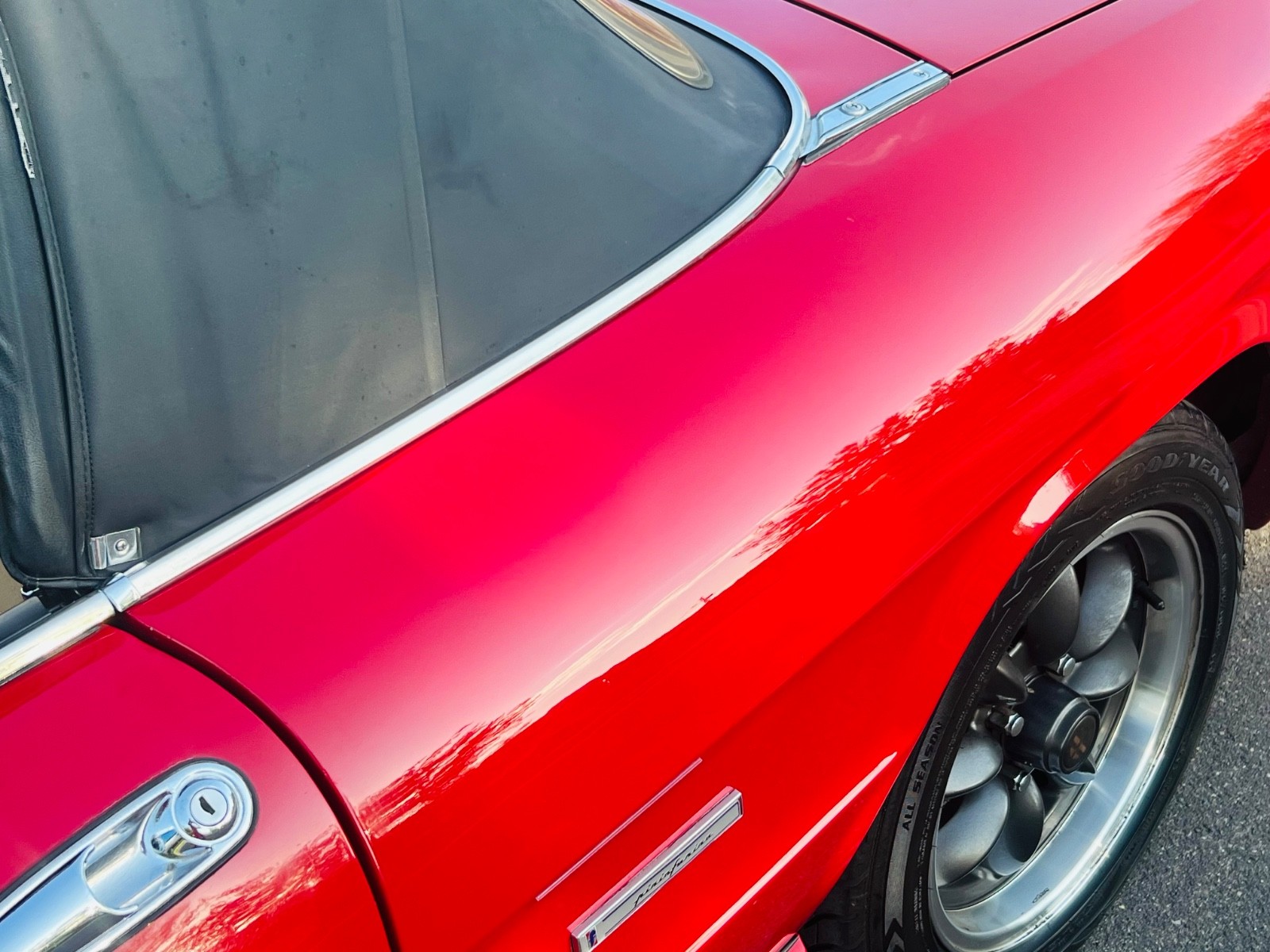 Alfa-Romeo-Spider-1991-Convertible-8
