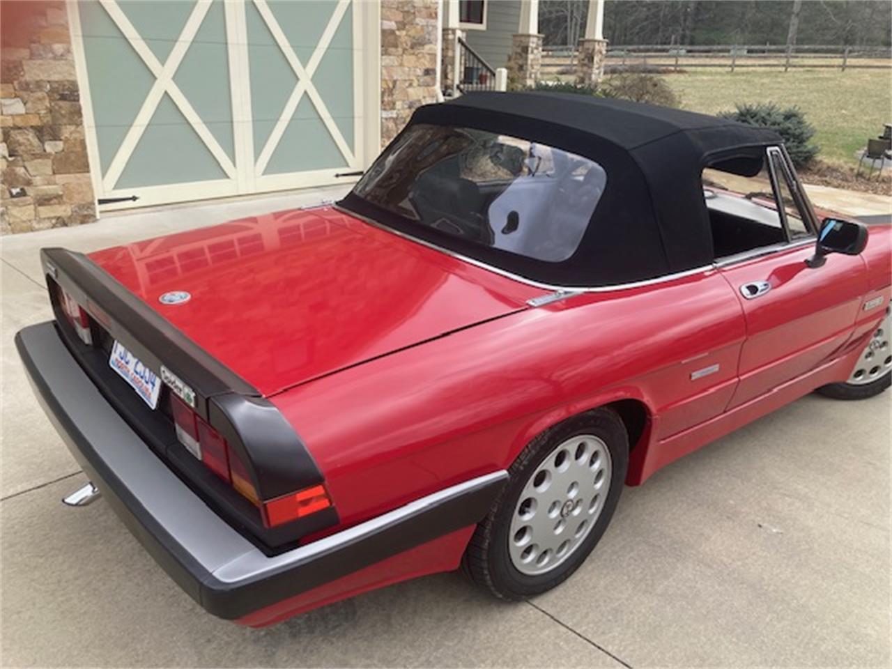 Alfa-romeo-2000-spider-veloce-1986-Red-BlackRed-11