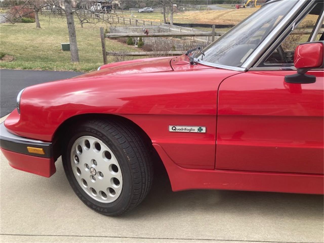 Alfa-romeo-2000-spider-veloce-1986-Red-BlackRed-4