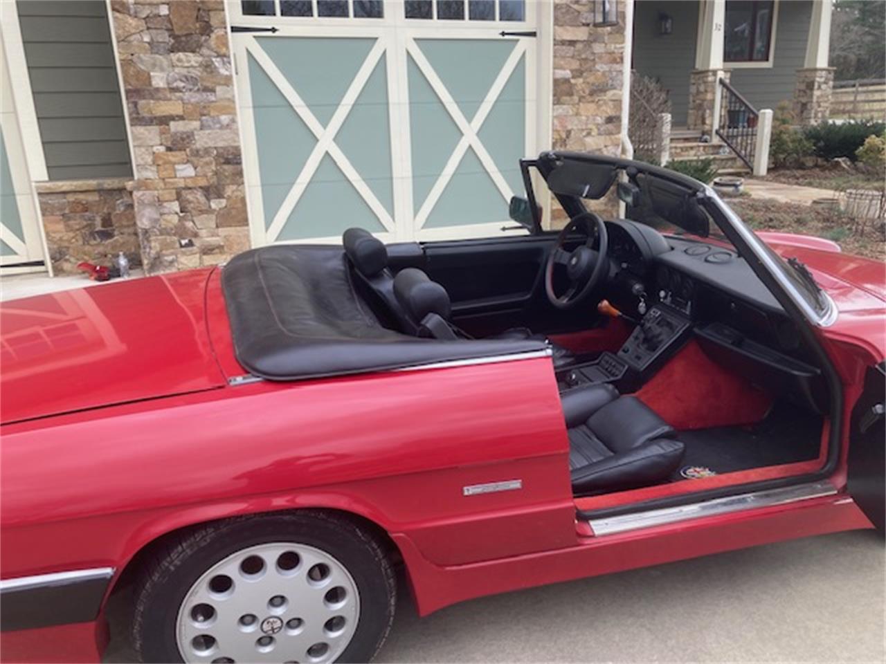 Alfa-romeo-2000-spider-veloce-1986-Red-BlackRed-8