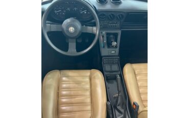 Alfa-romeo-Graduate-1990-RED-TAN-4