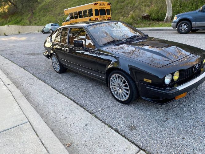 Alfa-romeo-Gtv6-1984-Black-17