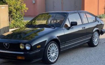 Alfa-romeo-Gtv6-1984-Black-23