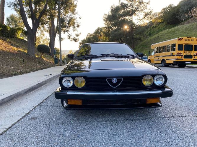 Alfa-romeo-Gtv6-1984-Black-7