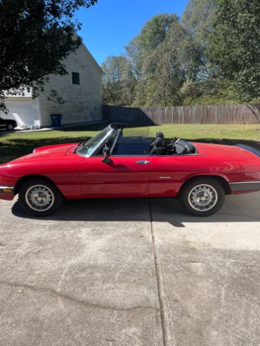 Alfa-romeo-Spider-1986-3