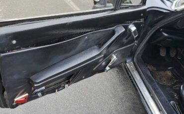 Alfa-romeo-Spider-1986-Black-3