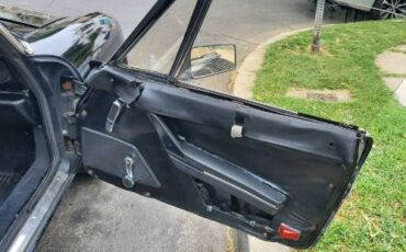 Alfa-romeo-Spider-1986-Black-4