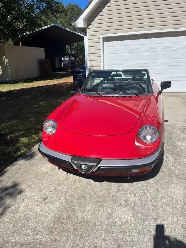Alfa-romeo-Spider-1986-Red-12