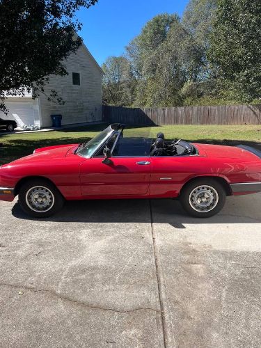 Alfa-romeo-Spider-1986-Red-7