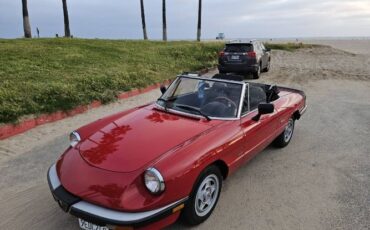 Alfa-romeo-Spider-1986-RedBlackTop-Black-Leather-8
