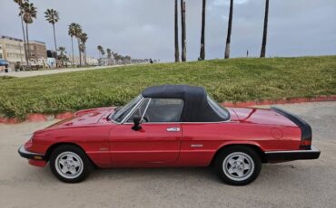 Alfa-romeo-Spider-1986-RedBlackTop-Black-Leather-9