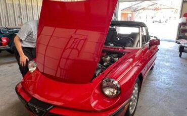 Alfa-romeo-Spider-1988-Red-18