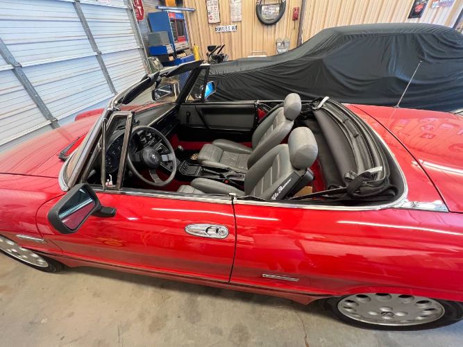 Alfa-romeo-Spider-1988-Red-22