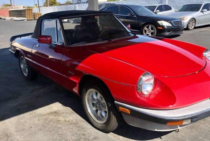Alfa-romeo-Spider-1988-Red-Black-2