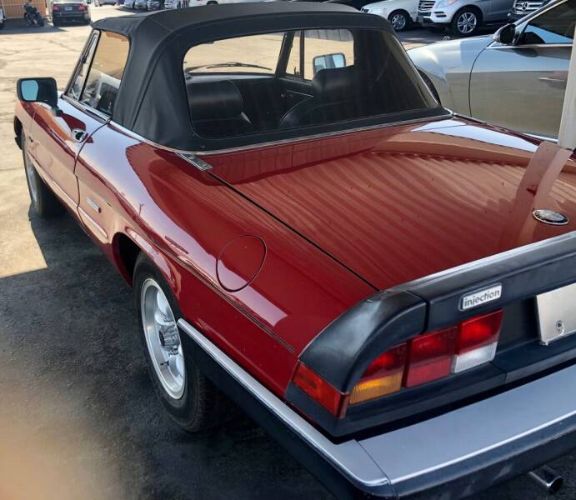 Alfa-romeo-Spider-1988-Red-Black-3