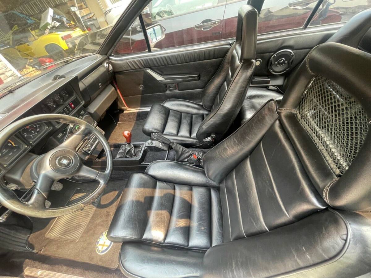 Alfa-romeo-gtv6-1985-1