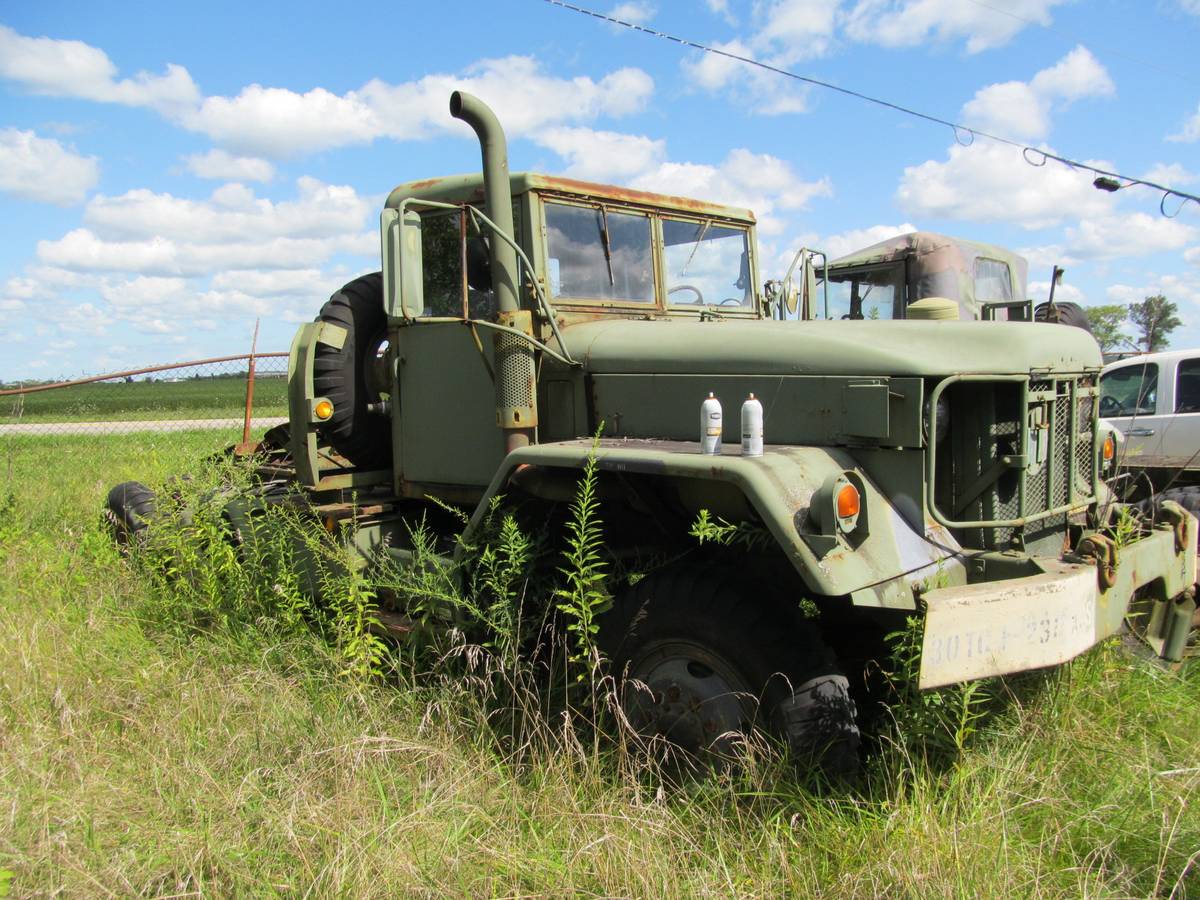 Am-general-diesel-1971-green-1