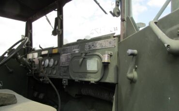 Am-general-diesel-1971-green-2