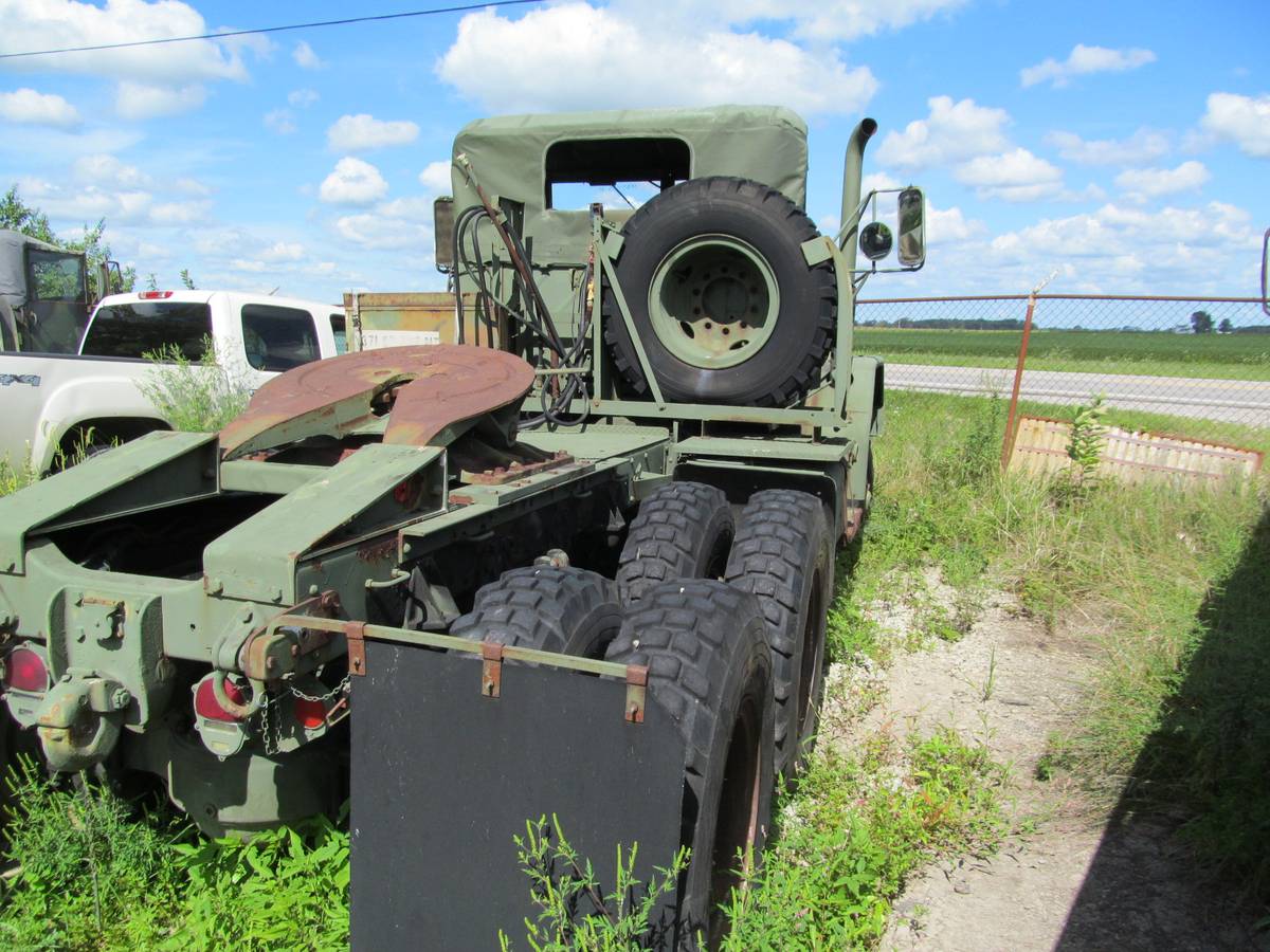 Am-general-diesel-1971-green-3