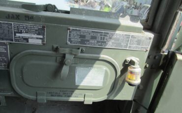Am-general-diesel-1971-green-7
