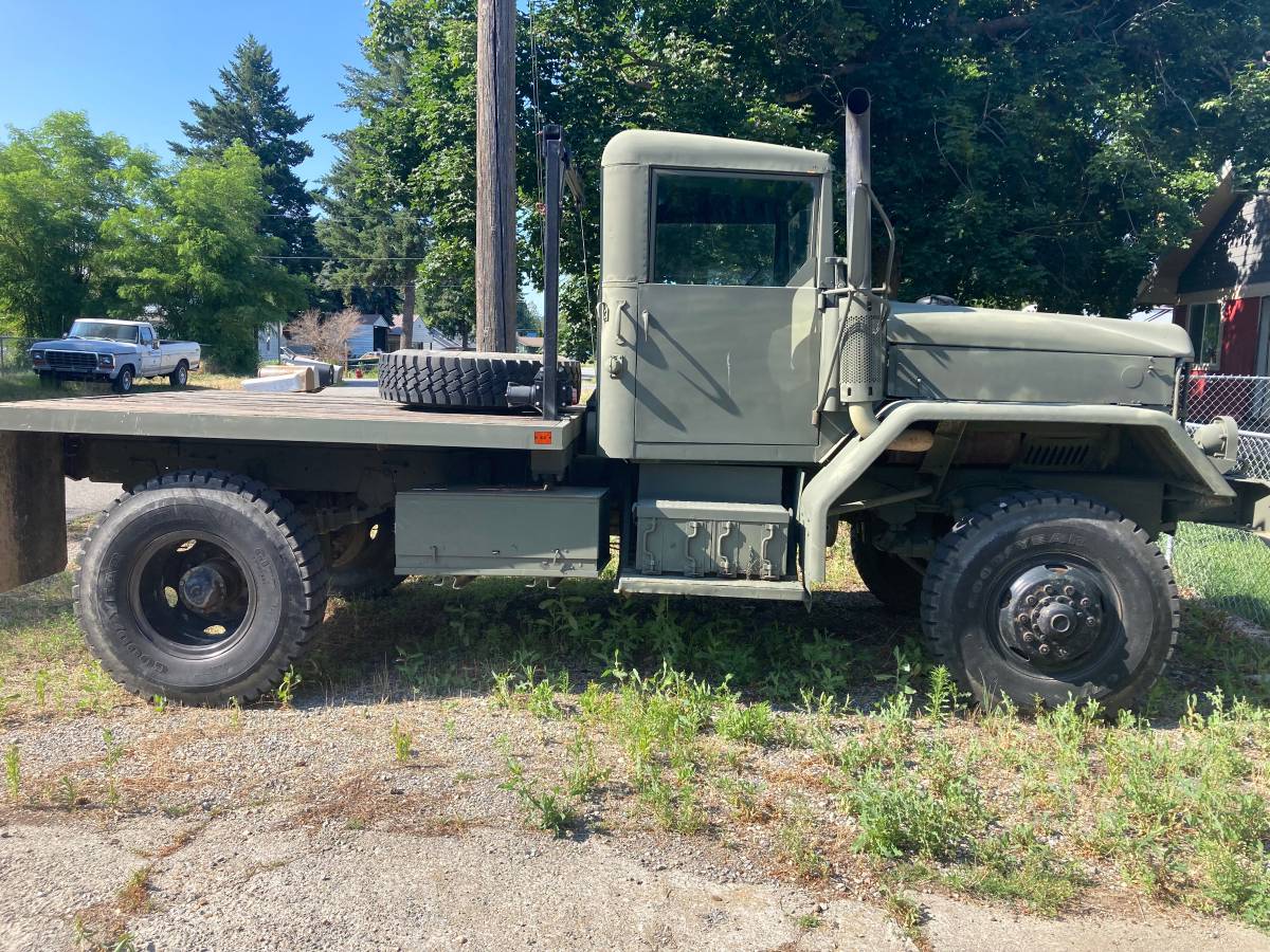 Am-general-diesel-1972-green-1
