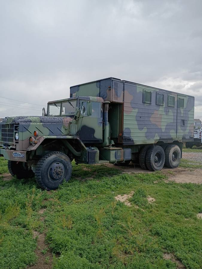 Am-general-m934-diesel-1984-1
