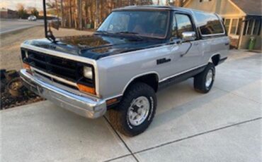 Amc-Harger-1985-Black-Silver-Burgundy