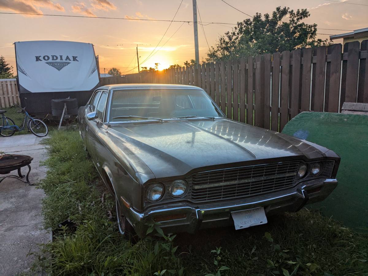 Amc-ambassador-1970-brown