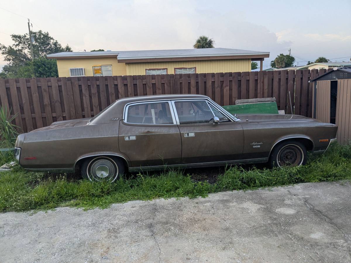 Amc-ambassador-1970-brown-2