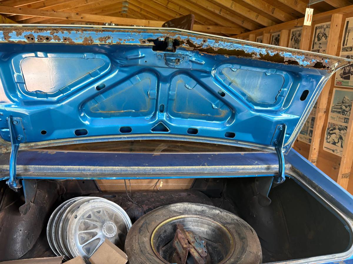 Amc-javelin-1973-blue-10