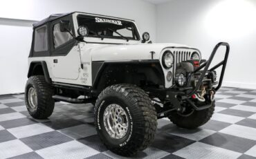 American-CJ7-1981-Jeep