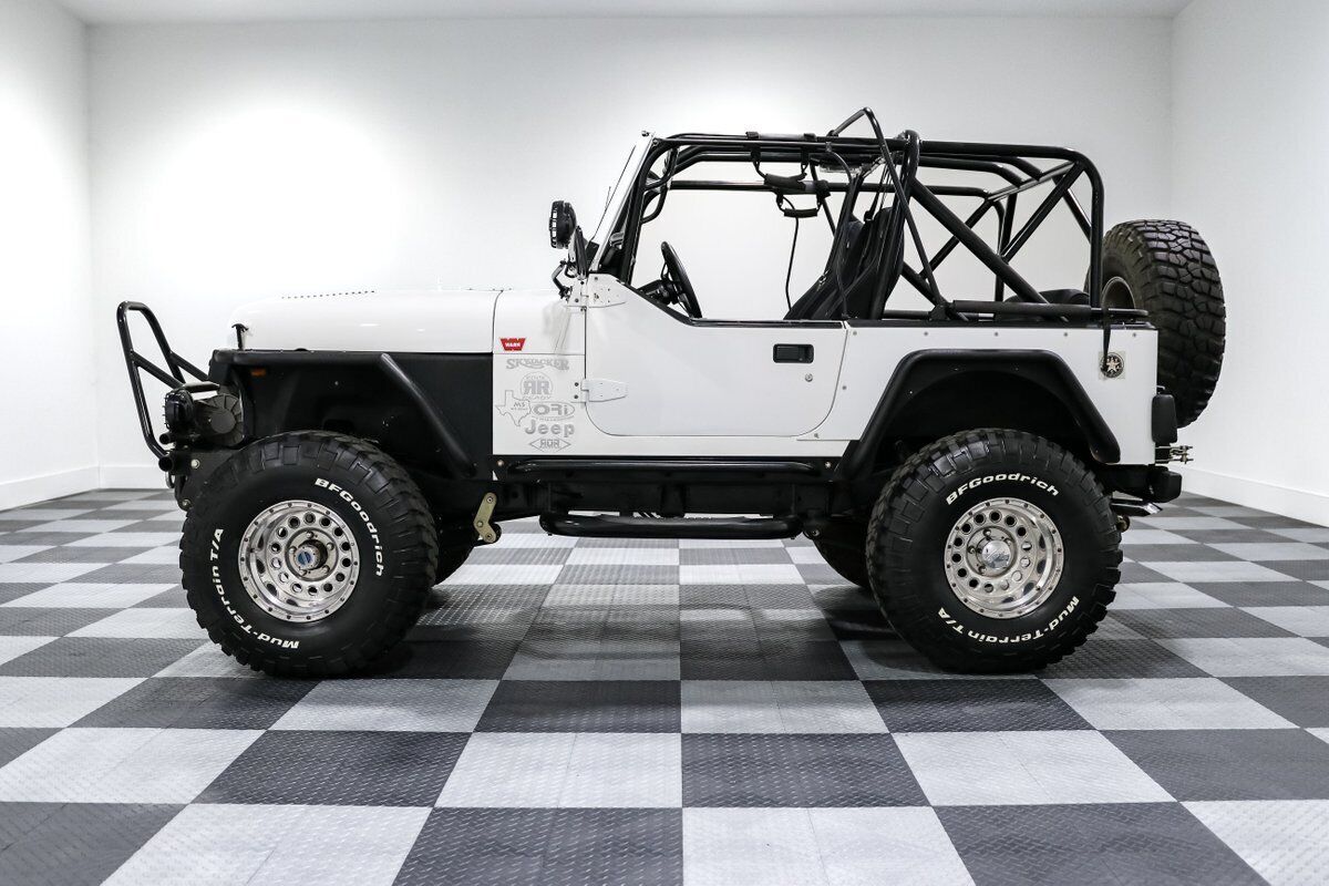 American-CJ7-1981-Jeep-5