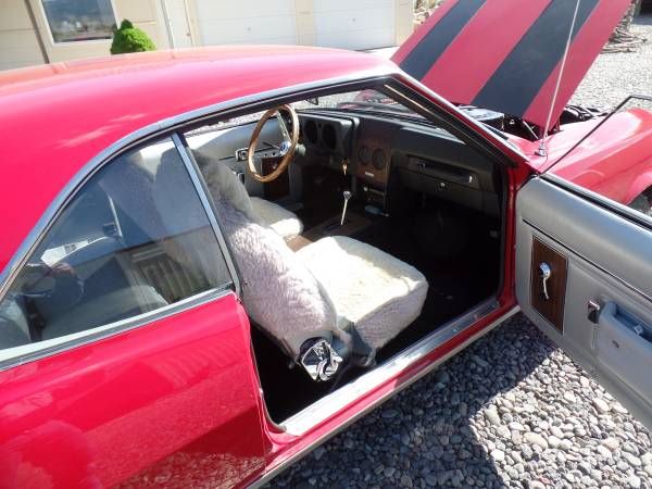 American-motors-Javelin-1969-Red-5