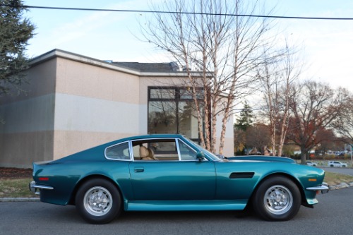 Aston-martin-Other-1976-Green-Tan-2