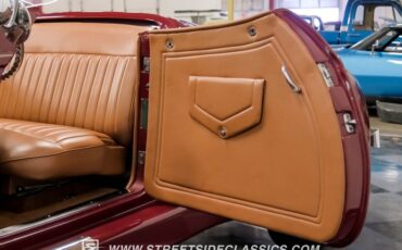 Auburn-Boattail-1976-Burgundy-Tan-45