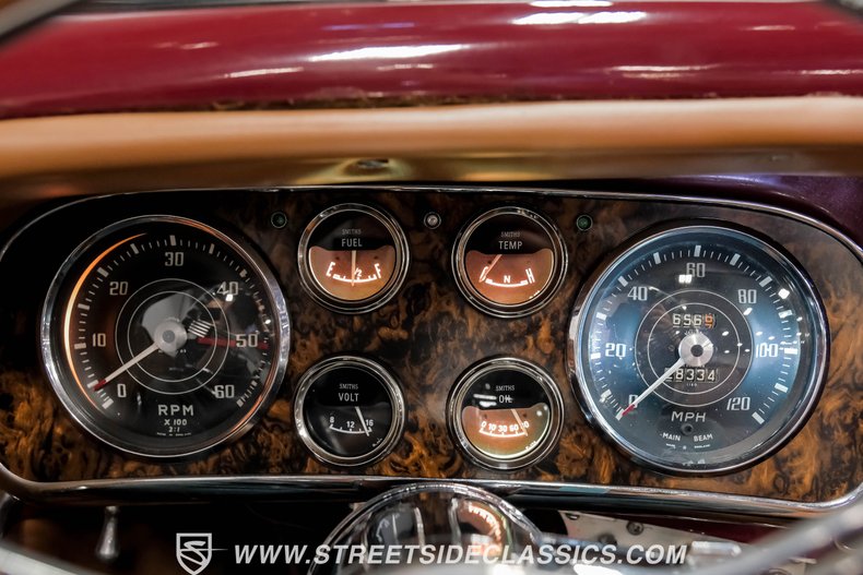 Auburn-Boattail-1976-Burgundy-Tan-49