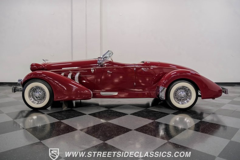 Auburn-Boattail-1976-Burgundy-Tan-7