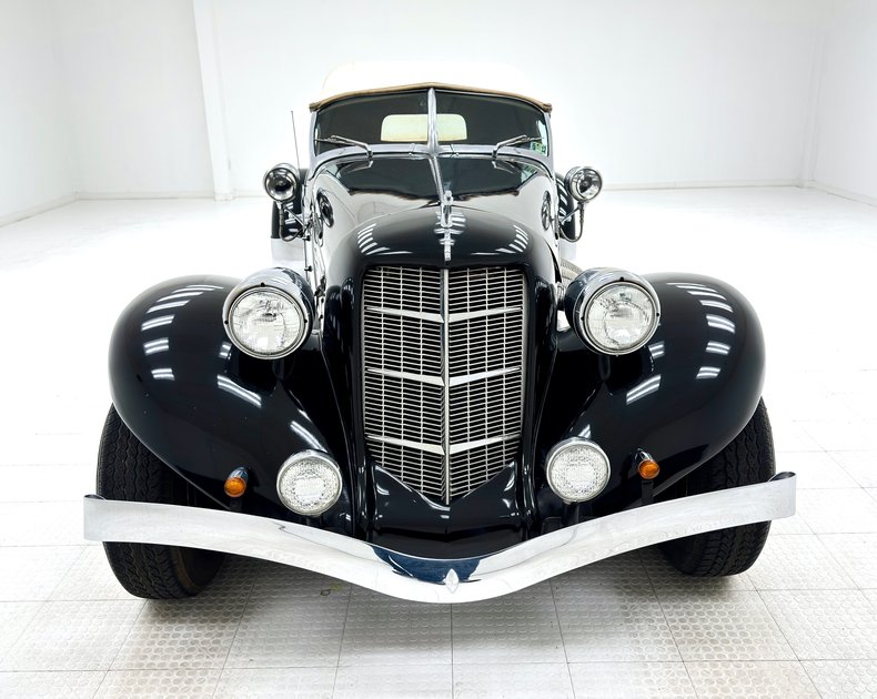 Auburn-Other-1935-Black-Beige-9
