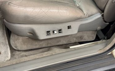 Audi-200-quattro-1991-Pearlescent-White-Gray-38