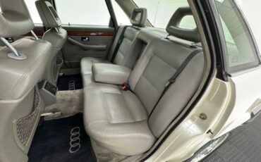 Audi-200-quattro-1991-Pearlescent-White-Gray-40