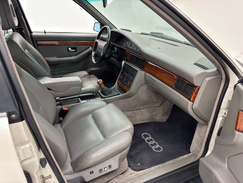 Audi-200-quattro-1991-Pearlescent-White-Gray-43