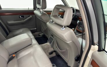 Audi-200-quattro-1991-Pearlescent-White-Gray-45