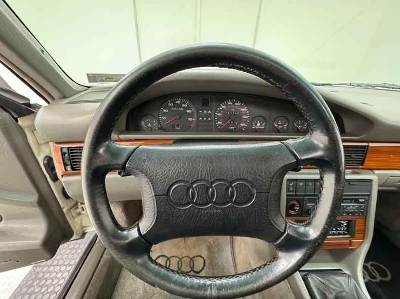 Audi-200-quattro-1991-Pearlescent-White-Gray-46