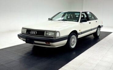 Audi-200-quattro-1991-Pearlescent-White-Gray-48