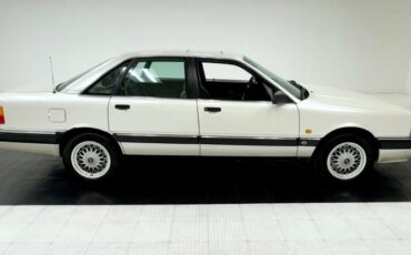 Audi-200-quattro-1991-Pearlescent-White-Gray-5